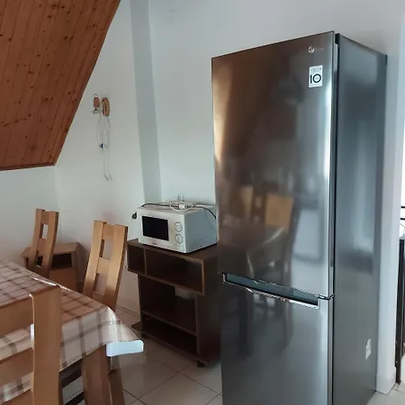 Simon Apartmanhaz *